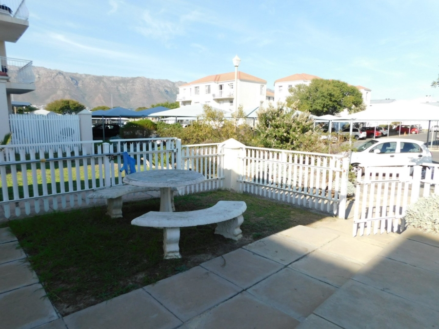 3 Bedroom Property for Sale in Whispering Pines Western Cape